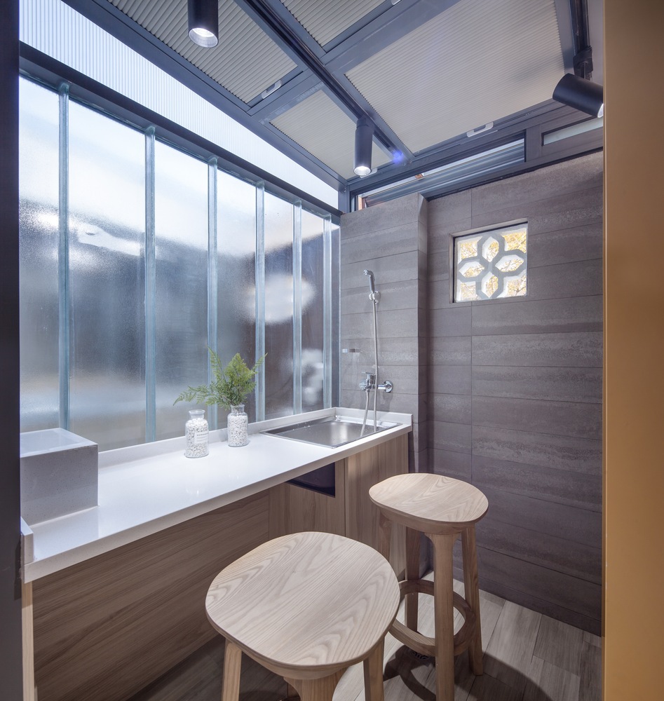 28Houses With Utility Rooms and other Specialized Spaces - 10541